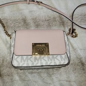 Michael Kors Signature Tina Ballet Crossbody